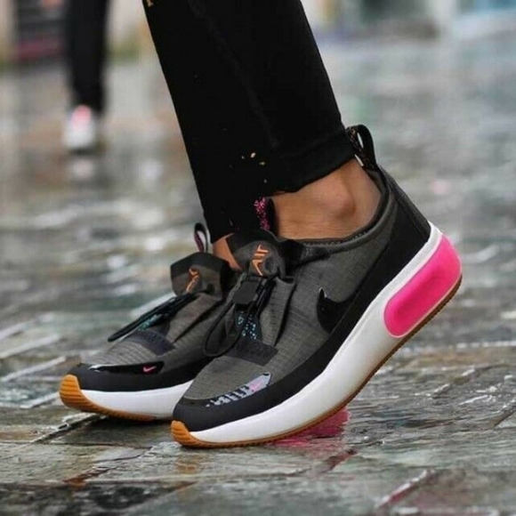 NWOT NikeAir Max Dia Winter Cargo Khaki Black White Size 9.5 - Picture 1 of 15